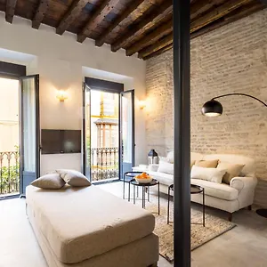 https://oak-sandstone-modern-studio.es-andalucia.com