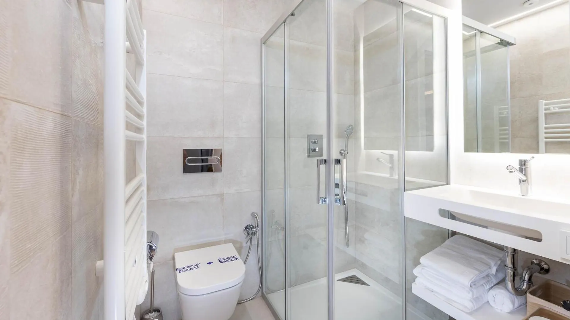 C&C Apartments Figueres  0*, Figueres (Girona)